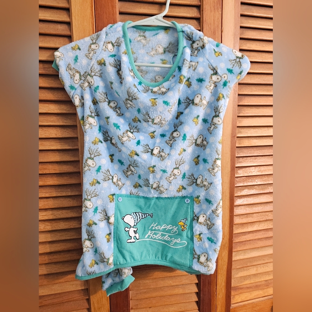 Dog Peanuts Holiday Pajamas NWOT